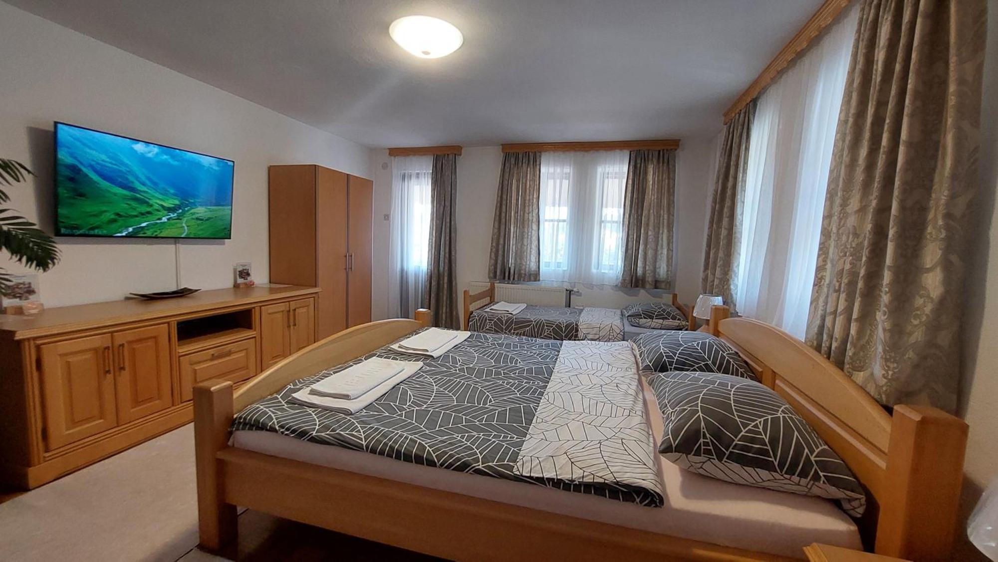 Panorama Travnik Lejlighedshotel Værelse billede