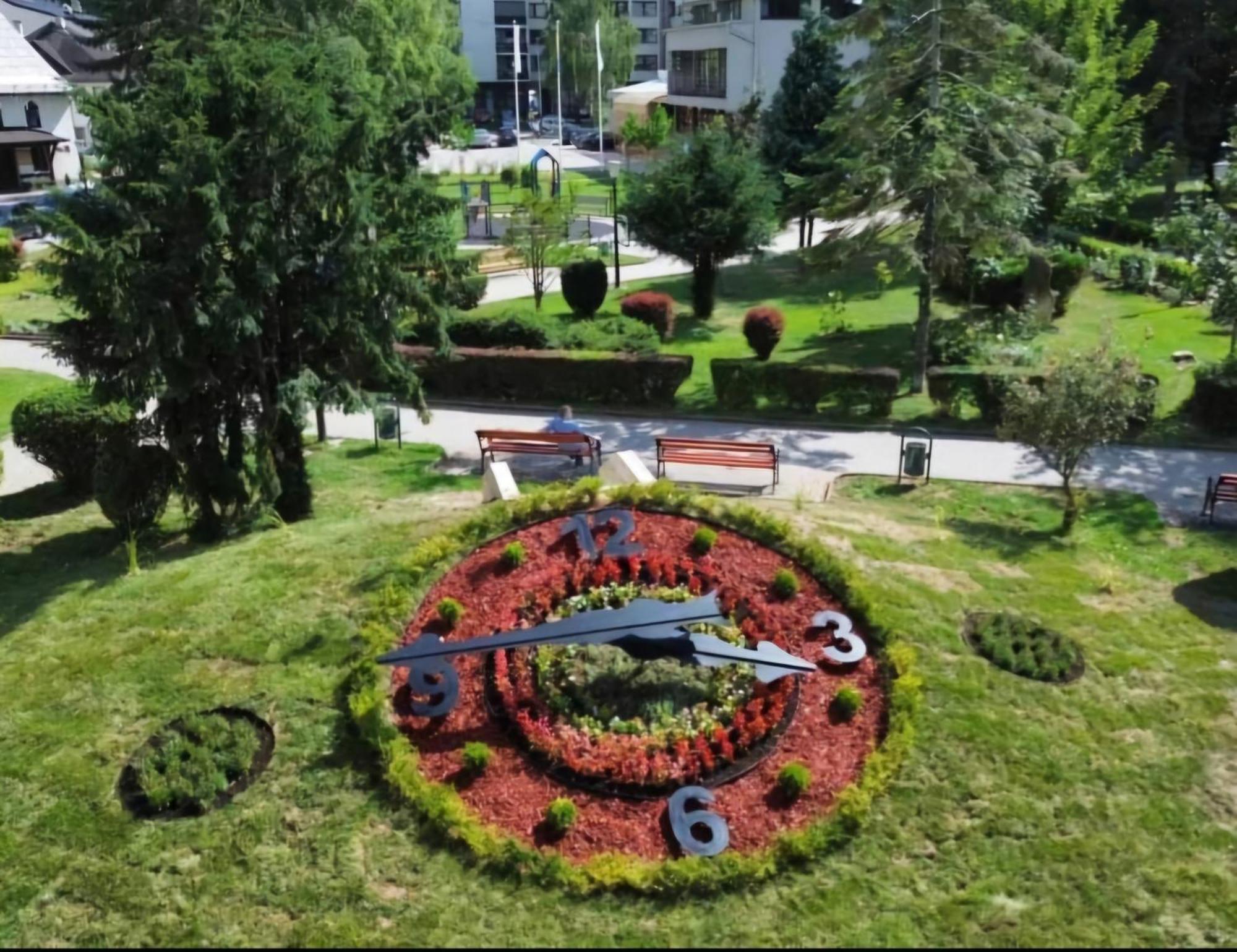 Panorama Travnik Lejlighedshotel Eksteriør billede